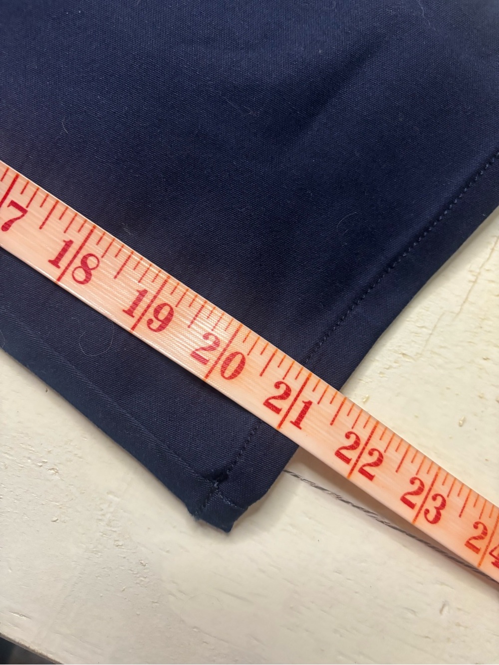 Croft Barrow Effortless Stretch Capri Pants Womens Size 10 Navy Blue Pull On NEW - Picture 5 of 7